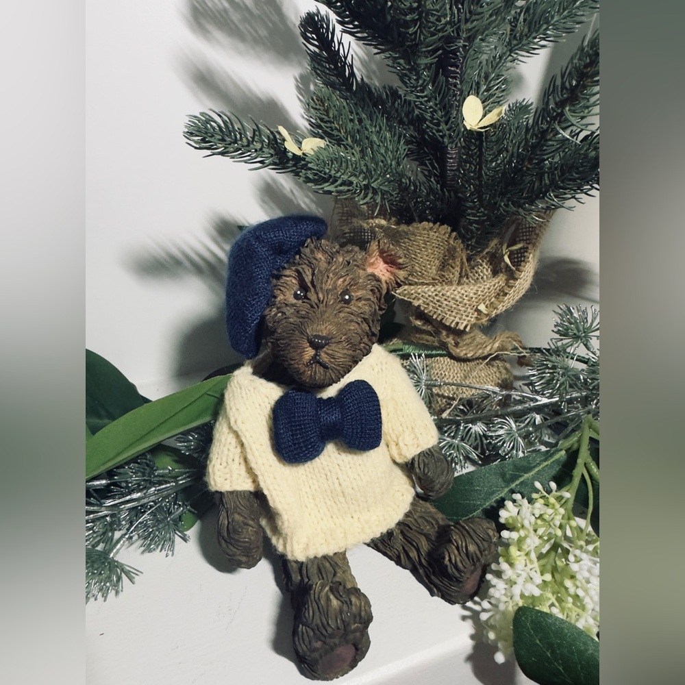 Vintage Rare Unique Resin Sitting Teddy Bear Figurine W/Sweater Hand-Crafted￼